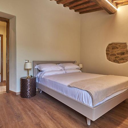 Croce Di Mezzo Villa Montalcino Exterior photo